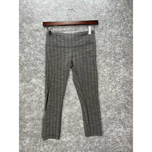 Lululemon Pants - Lululemon Wunder Under Crop Leggings size 2? 4? Running Yoga Textured Stretch